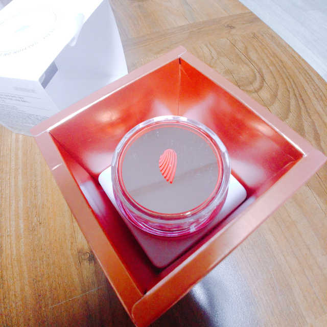 스위스킨-샐몬 디엔 덴스 크림 리뷰 사진