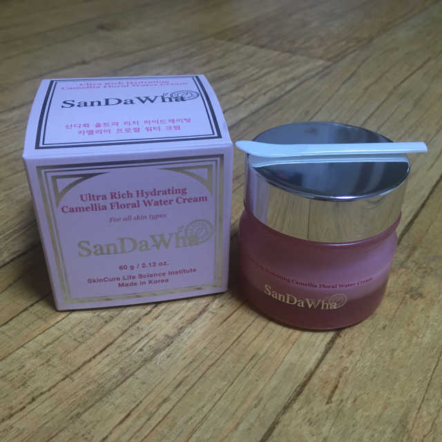 산다화 울트라 리치 카멜리아 프로랄 워터크림(수분크림) 리뷰 사진