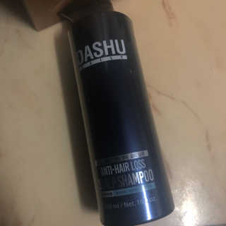 다슈코리아 다슈 데일리 한방 두피 골드 샴푸 500ml — 4.5점을 준 리뷰어가 2019년 2월 올린 사용 사진