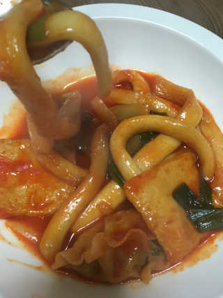 두번째 국떡 국가대표 떡볶이 1팩 + 영미칩 2봉 증정 — 3점을 준 리뷰어가 2019년 2월 올린 사용 사진