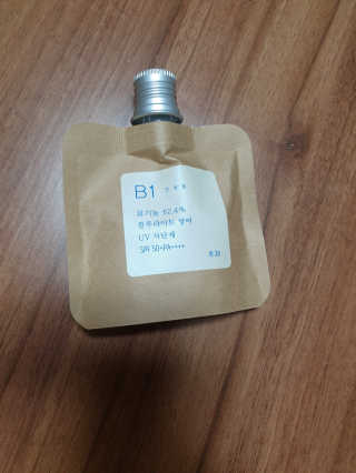 톤28 유기농 블루라이트 방어 UV 차단거리 건성용 B1 — 5점을 준 리뷰어가 2019년 5월 올린 사용 사진