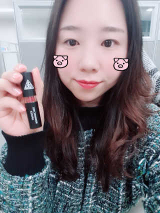 지고트 로맨틱 키스 립스틱 — 4점을 준 리뷰어가 2019년 3월 올린 사용 사진