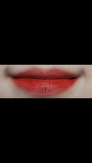 [블랙루즈] 에어 핏 벨벳 틴트 시즌2 中 택1+랜덤1 — 4.33점을 준 리뷰어가 2018년 10월 올린 사용 사진