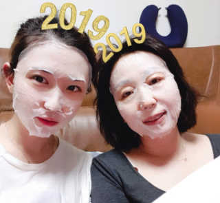 라디체 포에버앤제이 페이스 라이트닝 세럼 마스크 — 4.33점을 준 리뷰어가 2019년 1월 올린 사용 사진