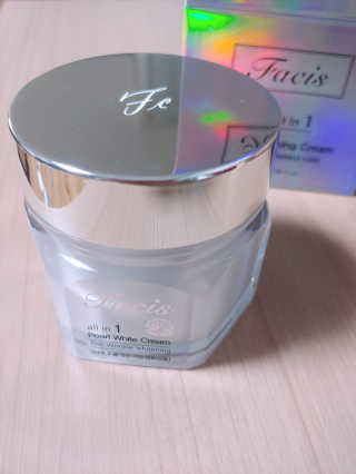 파시스 올인원 진주 화이트닝 크림 100ml — 5점을 준 리뷰어가 2019년 3월 올린 사용 사진