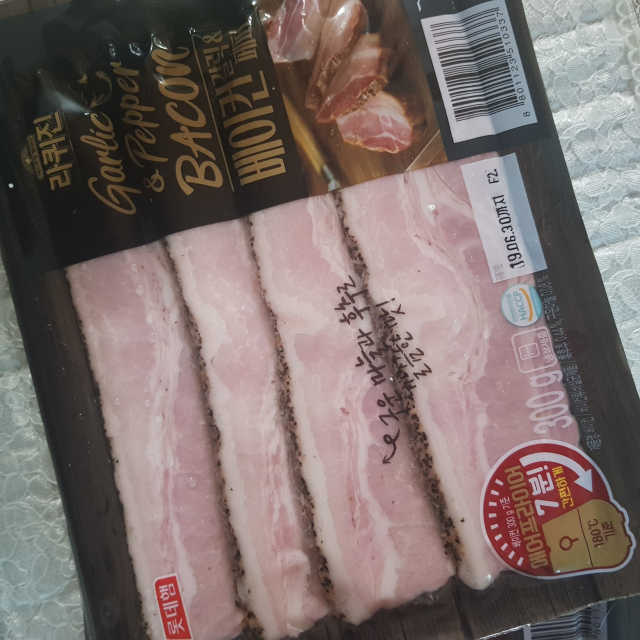라퀴진 베이컨 갈릭 앤 페퍼 2개 리뷰 사진
