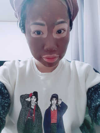 글랜무어 포어 포졸라닉 타이트닝 팩 — 5점을 준 리뷰어가 2019년 12월 올린 사용 사진