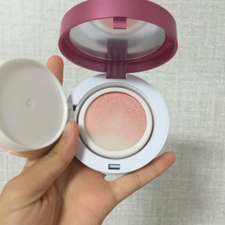 쌍빠 어딕트 핑크 톤업 선쿠션 SPF50+ PA+++ — 3.5점을 준 리뷰어가 2016년 7월 올린 사용 사진