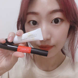 엘로엘 글로우 앤 벨벳 틴트 듀오 — 4.5점을 준 리뷰어가 2018년 9월 올린 사용 사진