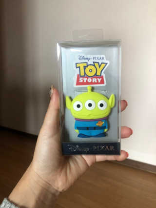 하이키키 디즈니 토이스토리 주토피아 팝톡  휴대폰 거치대 — 5점을 준 리뷰어가 2019년 11월 올린 사용 사진