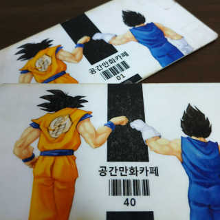 [공간 만화카페] 1인당 3시간 이용+음료 1잔, 2인Set — 5점을 준 리뷰어가 2018년 12월 올린 사용 사진