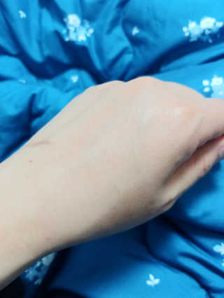 비클 코스메틱 필수 모이스처라이징 크림 — 5점을 준 리뷰어가 2018년 3월 올린 사용 사진