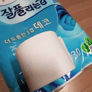 잘풀리는집 더 도톰한 3겹 데코 30롤 — 5점을 준 리뷰어가 2019년 2월 올린 사용 사진