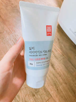 일리윤 세라마이드 아토 집중 크림 — 5점을 준 리뷰어가 2017년 6월 올린 사용 사진