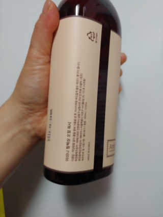 아미니 오일워시 시리즈 400ml（3종 중 1종 랜덤발송 — 4.5점을 준 리뷰어가 2019년 7월 올린 사용 사진