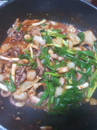 맵꾸미 쭈꾸미볶음 450g — 5점을 준 리뷰어가 2019년 8월 올린 사용 사진