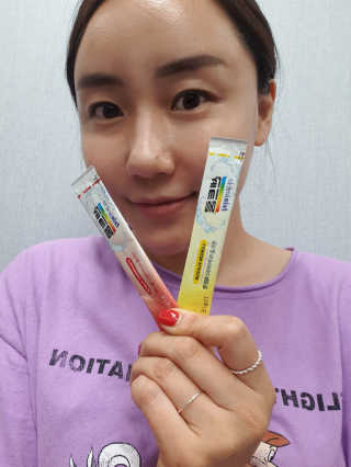 센트룸 아쿠아비타 레몬향, 딸기향 — 5점을 준 리뷰어가 2019년 5월 올린 사용 사진