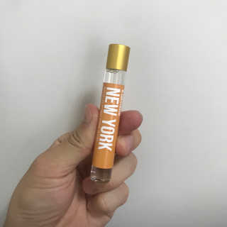 더블유드레스룸 롤 온 퍼퓸EDT 10ml — 3.83점을 준 리뷰어가 2018년 7월 올린 사용 사진