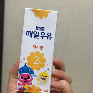 매일우유 멸균 매일우유 저지방 2프로 멸균 핑크퐁 에디션 6입 — 5점을 준 리뷰어가 2018년 1월 올린 사용 사진