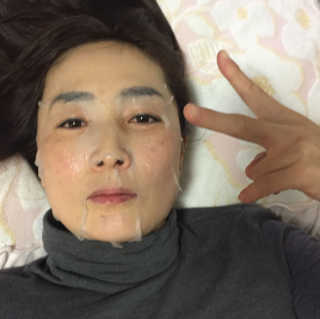 비엘리 브라이트닝&모이스처라이징 앰플 마스크 — 3.5점을 준 리뷰어가 2016년 12월 올린 사용 사진
