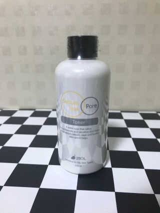 이솔화장품 이솔 세범 리스 포어 토너 200ml — 4.67점을 준 리뷰어가 2018년 8월 올린 사용 사진