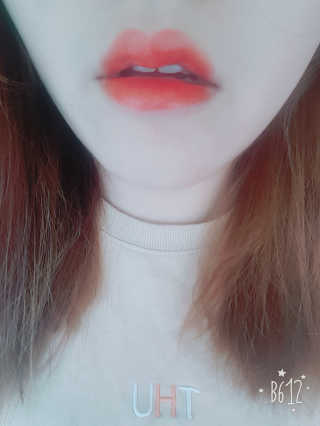 포렌코즈 글램 얼루어 립 크레용 — 3.83점을 준 리뷰어가 2017년 7월 올린 사용 사진