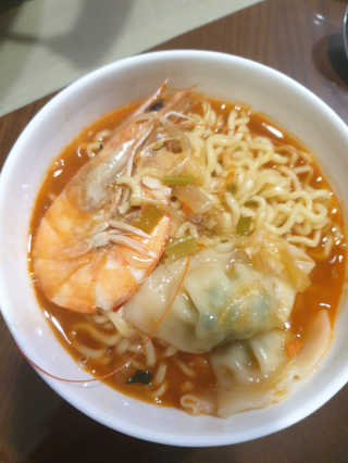 라면 그대로가 제일 맛있는 더엄마라면 — 5점을 준 리뷰어가 2019년 9월 올린 사용 사진