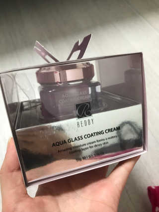 레디 아쿠아 글라스 코팅 크림 — 4.33점을 준 리뷰어가 2017년 11월 올린 사용 사진