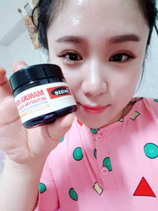 SWISSE 스위스 마누카 허니 디톡시파잉 페이셜 마스크 — 5점을 준 리뷰어가 2019년 12월 올린 사용 사진
