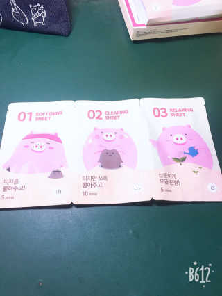 미팩토리 3단 돼지코팩 3매입 X 2 — 5점을 준 리뷰어가 2018년 3월 올린 사용 사진