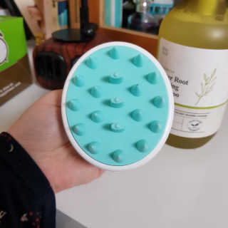 달리프 베러 루트 릴렉싱 샴푸 500ml + 샴푸브러쉬 — 5점을 준 리뷰어가 2019년 3월 올린 사용 사진