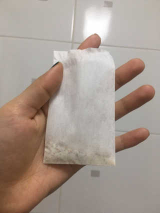 비알티씨 V10 파우더 클렌징 티백 2종 — 1점을 준 리뷰어가 2019년 2월 올린 사용 사진