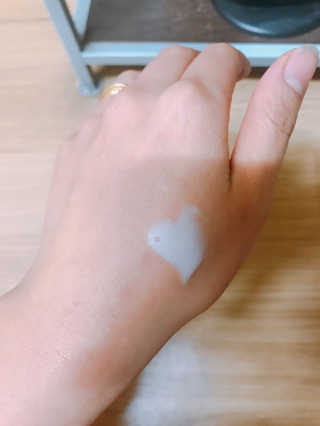 비스페라 피부균형을 맞추는 한방울의 힘, 타임 테라피 에센스 — 5점을 준 리뷰어가 2018년 3월 올린 사용 사진
