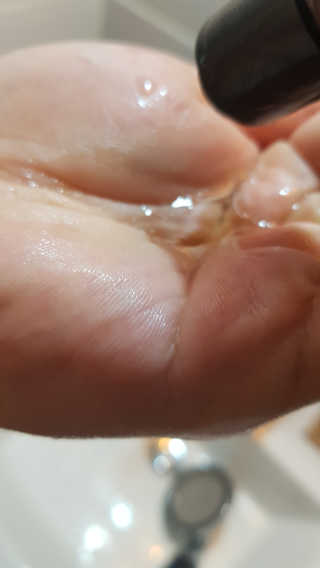 젠틀프로젝트 햄프씨드 쉐이빙 오일 + 햄프씨드 젠틀 크림 — 4.5점을 준 리뷰어가 2019년 3월 올린 사용 사진