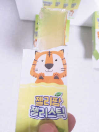 얼리버드 젤리팜 젤리스틱 — 5점을 준 리뷰어가 2019년 6월 올린 사용 사진