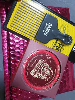 다슈코리아 다슈 클래식 타이거 레이지 수성 포마드 — 4.67점을 준 리뷰어가 2019년 1월 올린 사용 사진