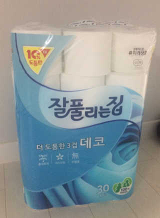 잘풀리는집 더 도톰한 3겹 데코 30롤 — 5점을 준 리뷰어가 2018년 5월 올린 사용 사진