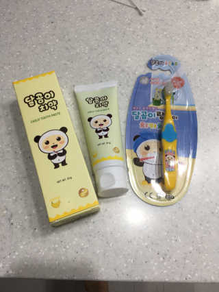 달곰이 어린이 치약+어린이 칫솔 SET — 4.33점을 준 리뷰어가 2017년 10월 올린 사용 사진