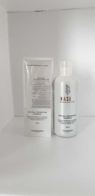 셀리본 하수오 내츄럴 프리벤션 탈모관리 샴푸 300ml — 4.5점을 준 리뷰어가 2019년 11월 올린 사용 사진