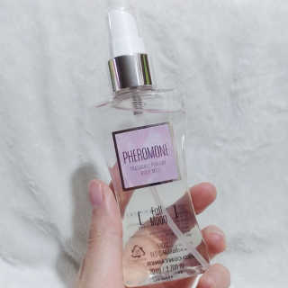 레드컨테이너 페로몬향 퍼퓸 바디미스트 80ml — 5점을 준 리뷰어가 2020년 3월 올린 사용 사진