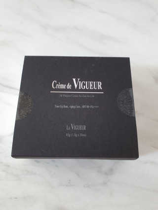 라 뷔게르 크렘 드 뷔게르 - Crème de Vigueur — 4점을 준 리뷰어가 2019년 9월 올린 사용 사진