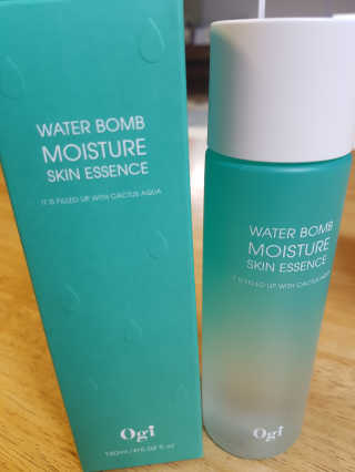 오지아이 워터 밤 모이스처 스킨 에센스 180ml — 4점을 준 리뷰어가 2020년 2월 올린 사용 사진
