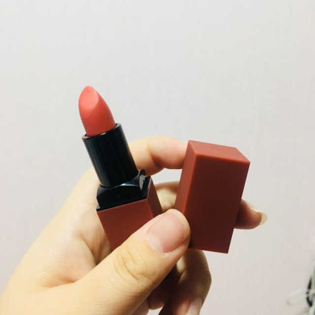 라네베 로즈 벨벳 립스틱 리뷰 사진