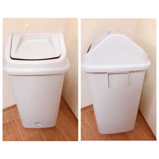 창신리빙 프랑코 퍼블릭 스윙 휴지통 10L, 25L, 35L — 5점을 준 리뷰어가 2019년 8월 올린 사용 사진