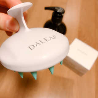 달리프 베러 퍼퓸 샴푸 1000ml 레이니데이 or 일랑로즈 — 5점을 준 리뷰어가 2019년 12월 올린 사용 사진