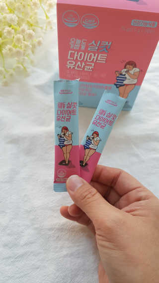 힐링팩토리 오늘도 가볍게 실컷 다이어트 유산균 — 4점을 준 리뷰어가 2020년 3월 올린 사용 사진