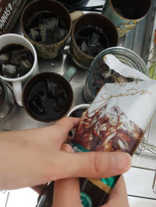 (주)쟈뎅 쟈뎅 시그니처 블랙, 헤이즐넛 230ml — 4.33점을 준 리뷰어가 2018년 6월 올린 사용 사진