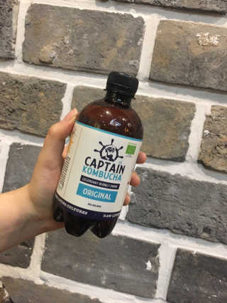 캡틴콤부차 캡틴 콤부차 라즈베리 2병 — 4.67점을 준 리뷰어가 2018년 8월 올린 사용 사진