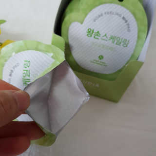 [후르디아] 청포도 매끈약산성 필링 패드_50매 세트 — 5점을 준 리뷰어가 2019년 9월 올린 사용 사진
