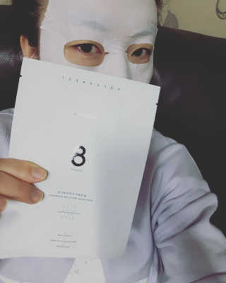 누메로 8 클리어링 모이스처 마스크팩 — 4점을 준 리뷰어가 2016년 12월 올린 사용 사진